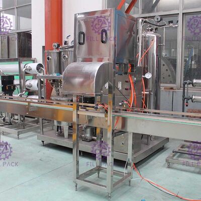 600BPH पूर्ण स्वचालित चार लाइन मोनोब्लॉक गैलन भरने की मशीन अतिप्रवाह वाल्व के साथ आपूर्तिकर्ता