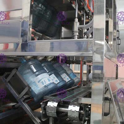 शुद्ध पानी 5 गैलन बोतल बैरल भरने की मशीन 600BPH / 900BPH जल उत्पादन लाइन आपूर्तिकर्ता