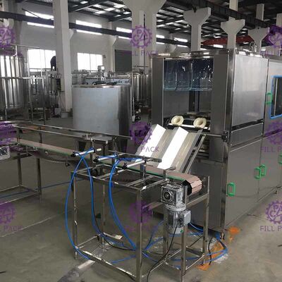 बटन नियंत्रण 300 बीपीएच गैलन जल संयंत्र आपूर्तिकर्ता