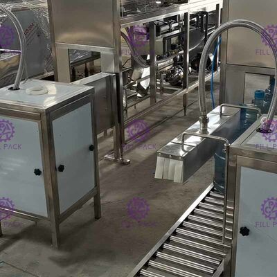 5 मिमी स्तर बाल्टी 120BPH 5 गैलन पानी की बोतलबंद मशीन आपूर्तिकर्ता