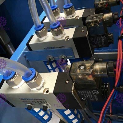 एक ब्लोअर 150BPH प्लास्टिक की बोतल बनाने की मशीन आपूर्तिकर्ता