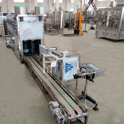 स्टेनलेस स्टील 304 3KW 300 BPH गैलन पानी संयंत्र आपूर्तिकर्ता