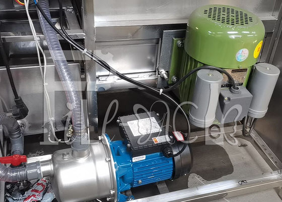 सीई आईएसओ 220V 5 गैलन बोतल वॉशर इनर रिंसिंग स्टेशन के साथ आपूर्तिकर्ता