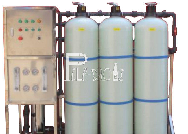 1.0KW 2TPH रिवर्स ऑस्मोसिस वॉटर ट्रीटमेंट मशीन आपूर्तिकर्ता